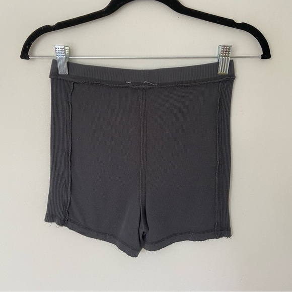 Urban Outfitters Out From Under Sweet Dreams Boyshort in Grey size Medium - Picture 5 of 7
